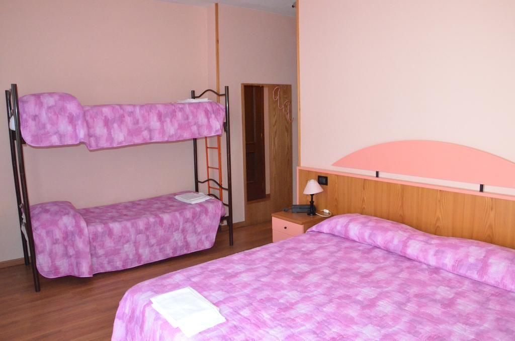 Hotel La Piazzetta Vidiciatico Zimmer foto