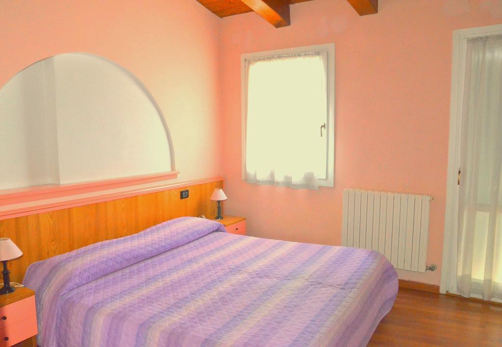 Hotel La Piazzetta Vidiciatico Zimmer foto