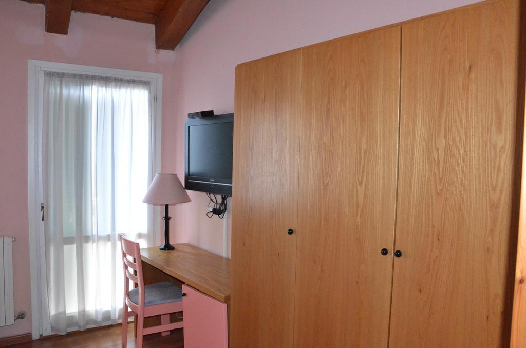 Hotel La Piazzetta Vidiciatico Zimmer foto